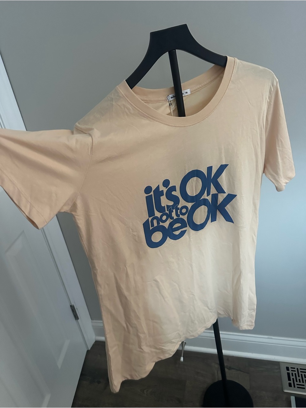 NWT theBee & theFox It’s OK Not To Be OK Graphic T-Shirt XL